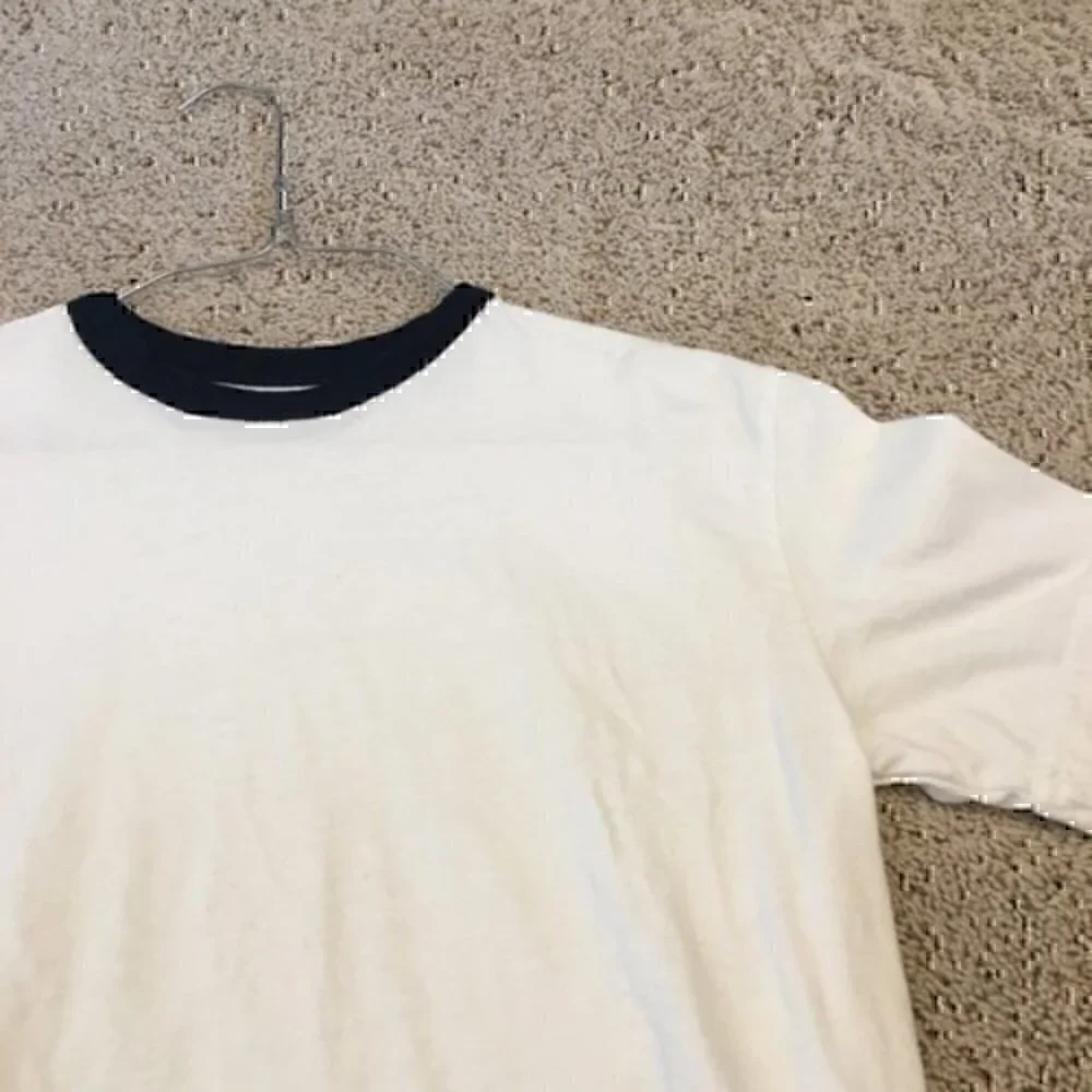 GAP boys size medium blue collar white T-shirt